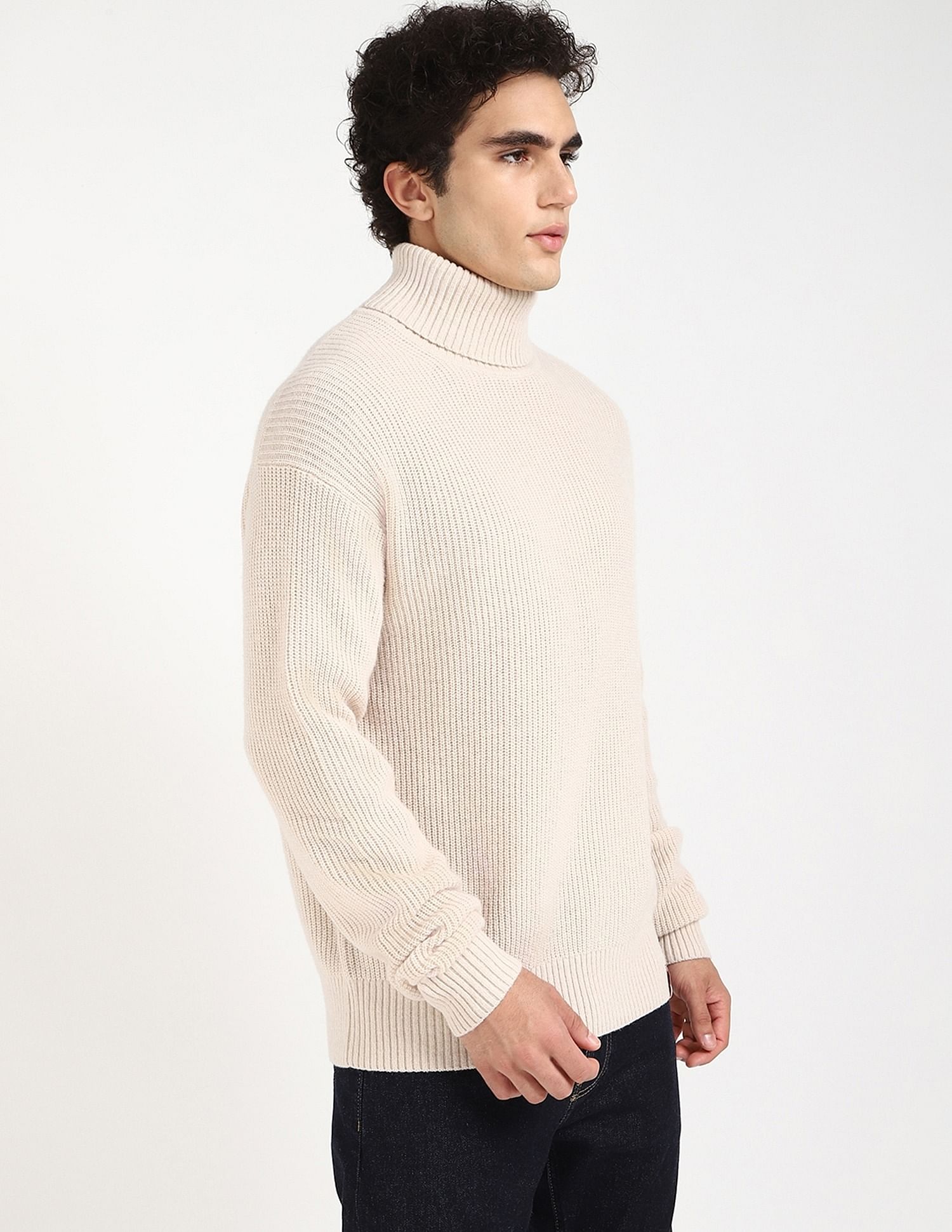 Calvin Klein Jeans Solid Regular-Fit Wool Sweater