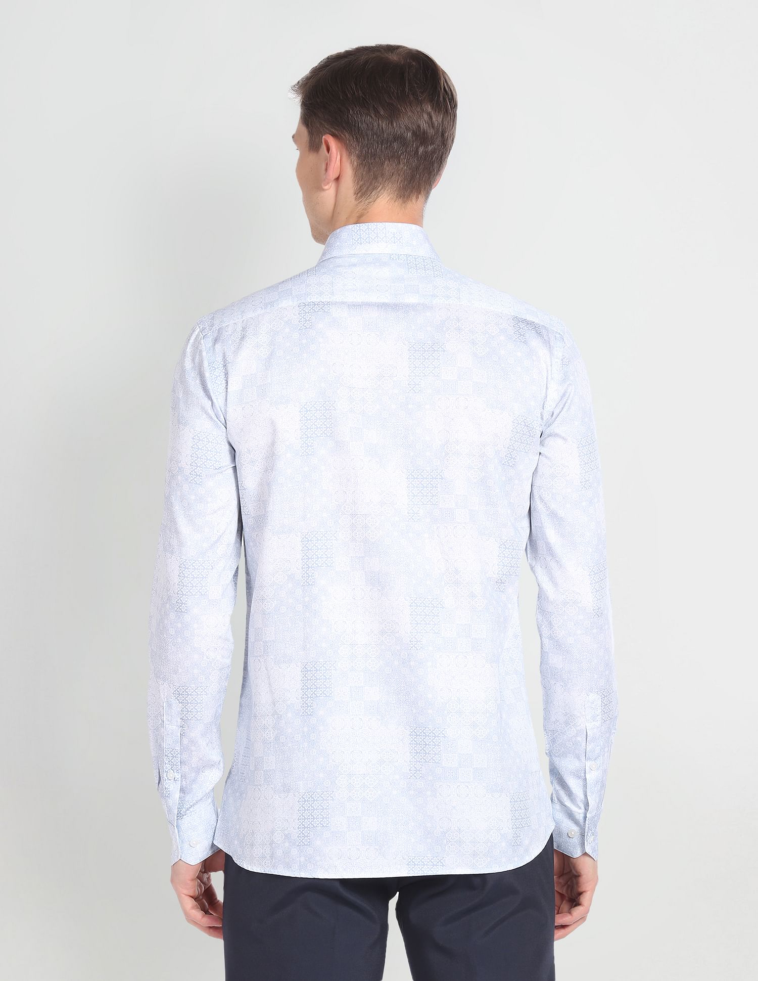Arrow Geometric Print Sateen Formal Shirt