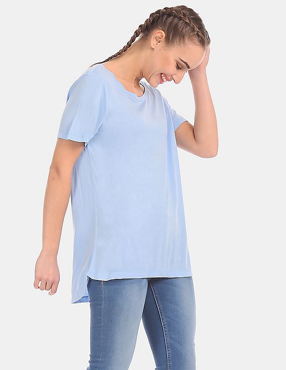 light blue crew neck womens