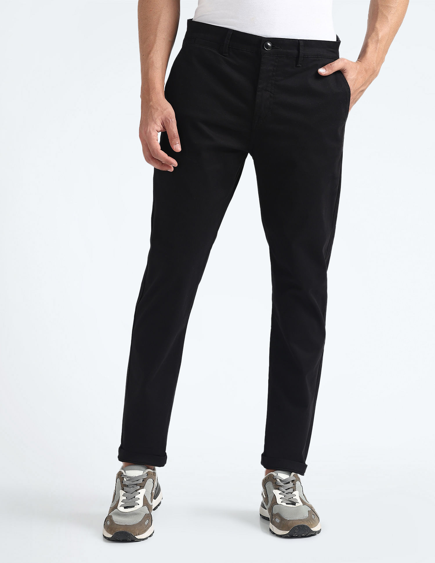 Flying Machine Slash Slim Tapered Fit Solid Chinos