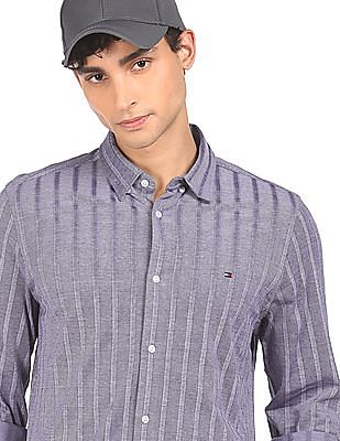 Tommy Hilfiger Men Blue Slim Fit Bold Stripe Knit Shirt Casual Shirt