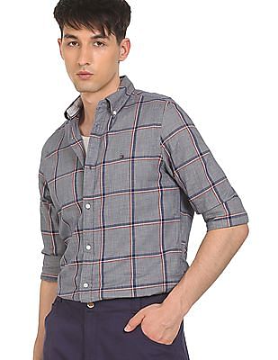 Tommy Hilfiger Men Blue Slim Fit Windowpane Check Casual Shirt