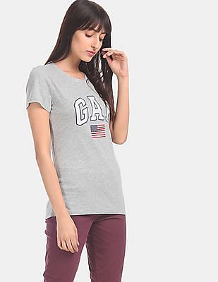 gap logo t shirts women's