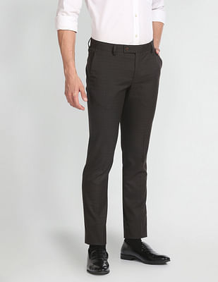 Arrow Tailored Regular Fit Solid Formal Trousers