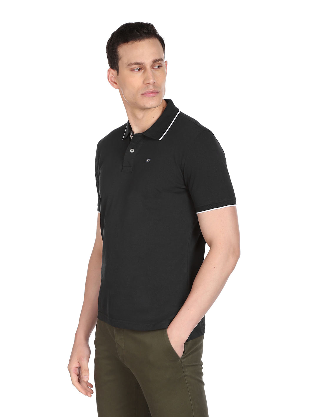 Buy Arrow Sports Men Black Solid Compact Cotton Polo Shirt - NNNOW.com