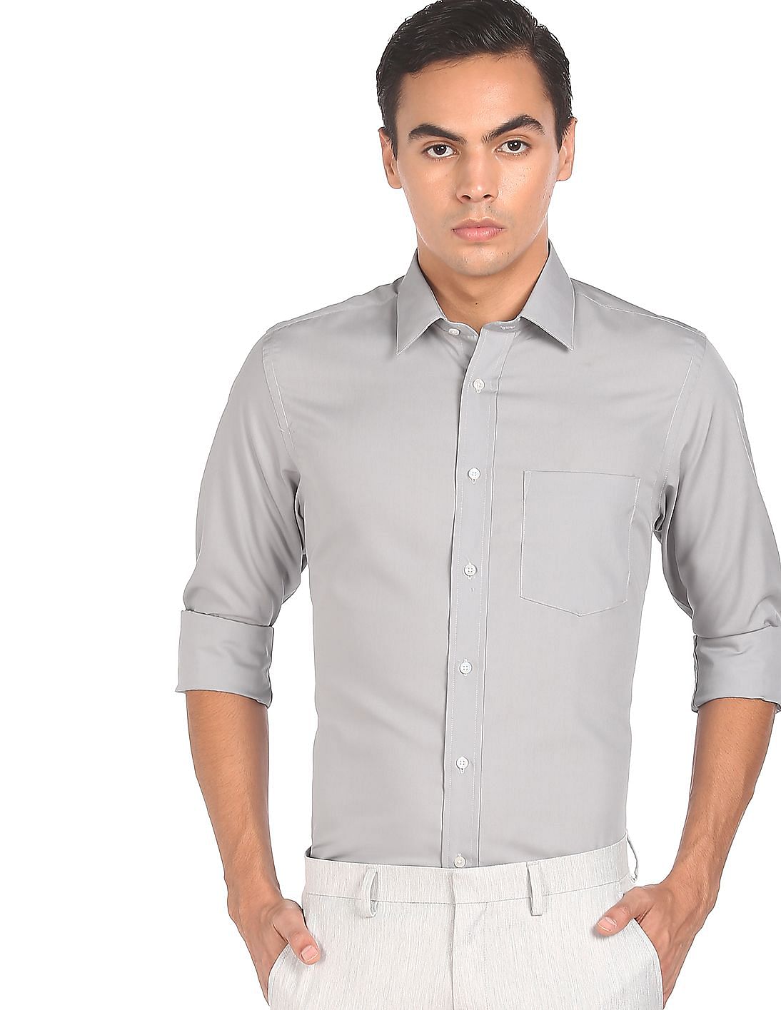 Buy Arrow Mitered Cuff Solid Formal Shirt - NNNOW.com