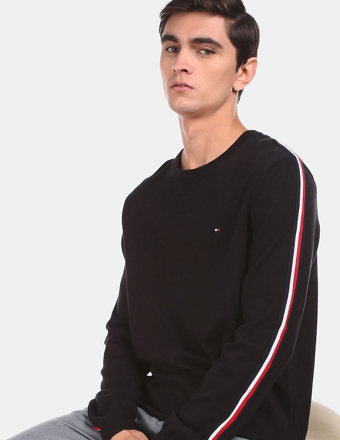 Buy Tommy Hilfiger Men Black Long Sleeve Ivan Crew Neck Sweater - NNNOW.com