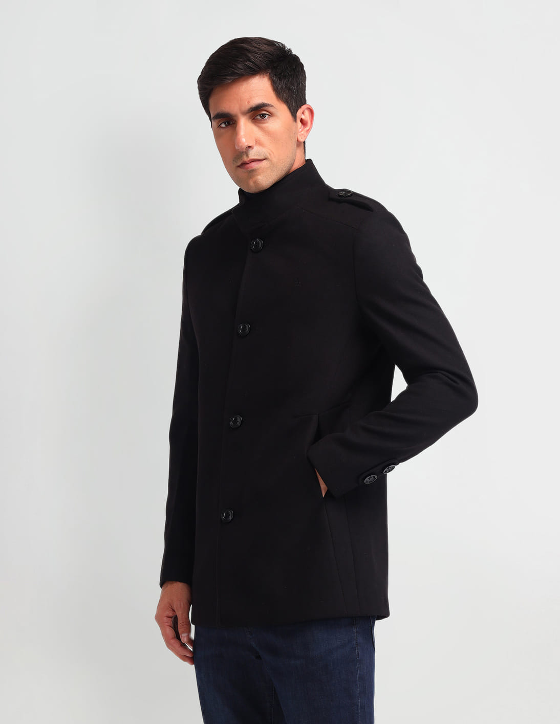 Buy Arrow Sport Solid Regular Fit Jacket - NNNOW.com