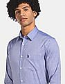USPA Tailored Men Blue Tailored Regular Fit Heathered Formal Shirt
