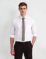 Arrow Manhattan Slim Fit Solid Shirt